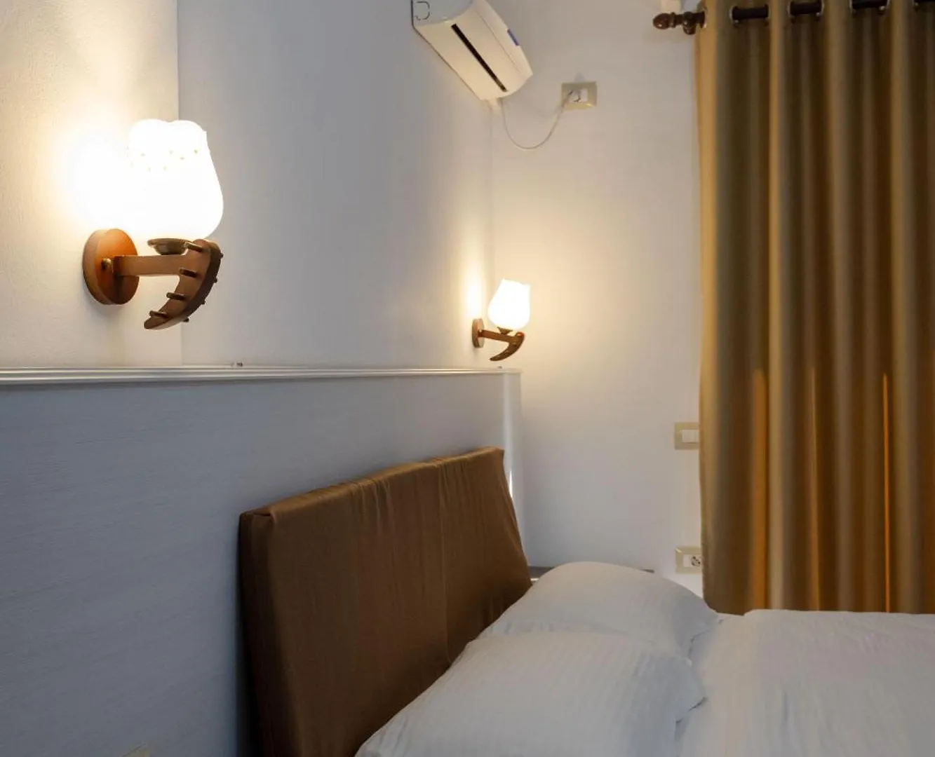 Mariksel Hotel Ksamil