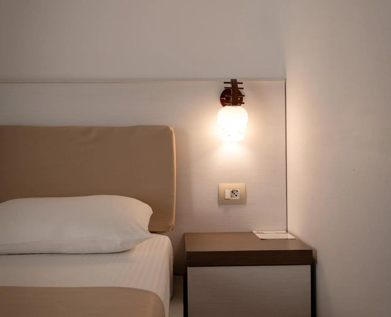 Mariksel Hotel Ksamil
