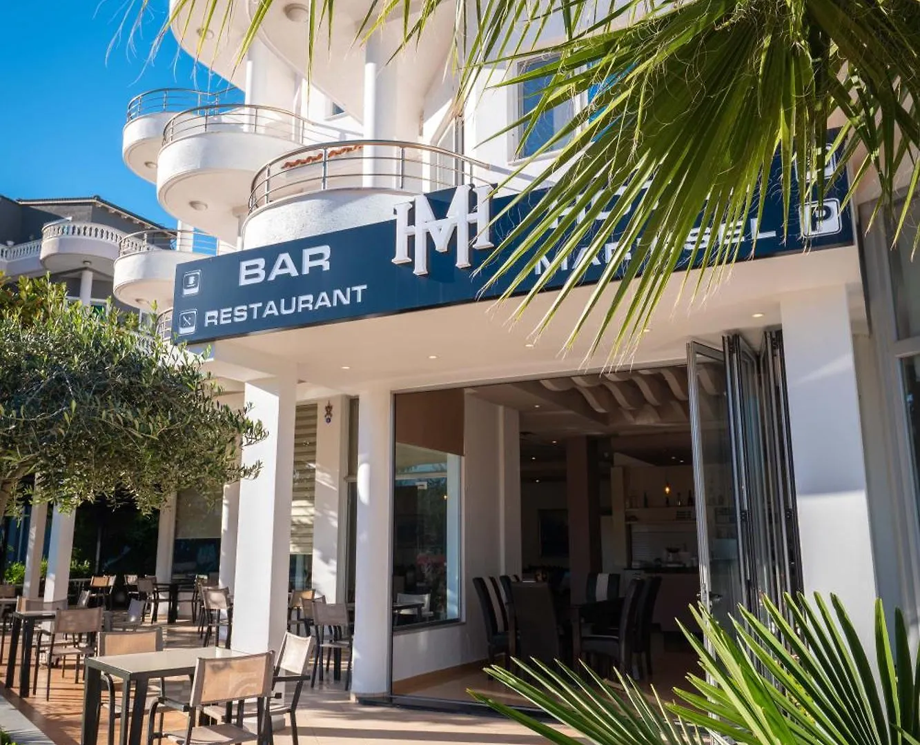 Mariksel Hotel Ksamil 3*,