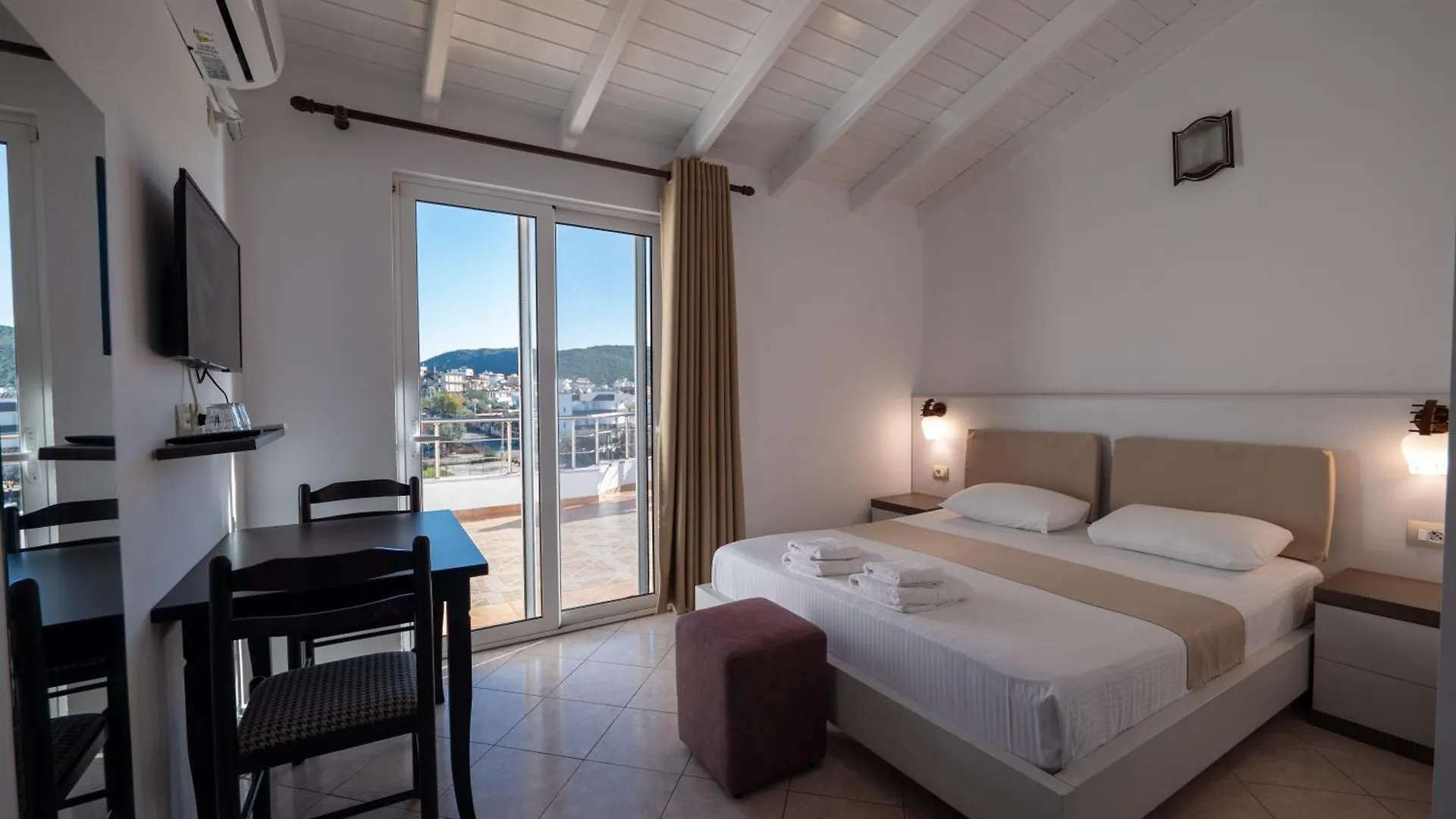 Mariksel Hotel Ksamil