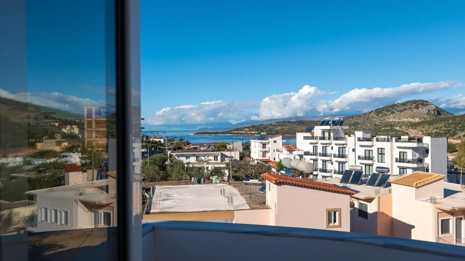 Mariksel Hotel Ksamil 3*,  Albania