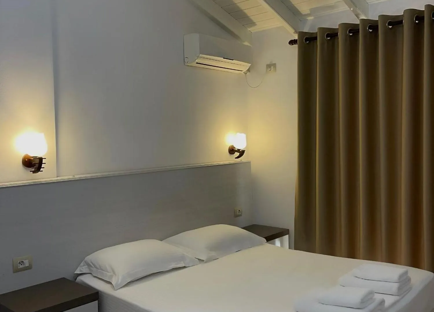 ***  Mariksel Hotel Ksamil Albania