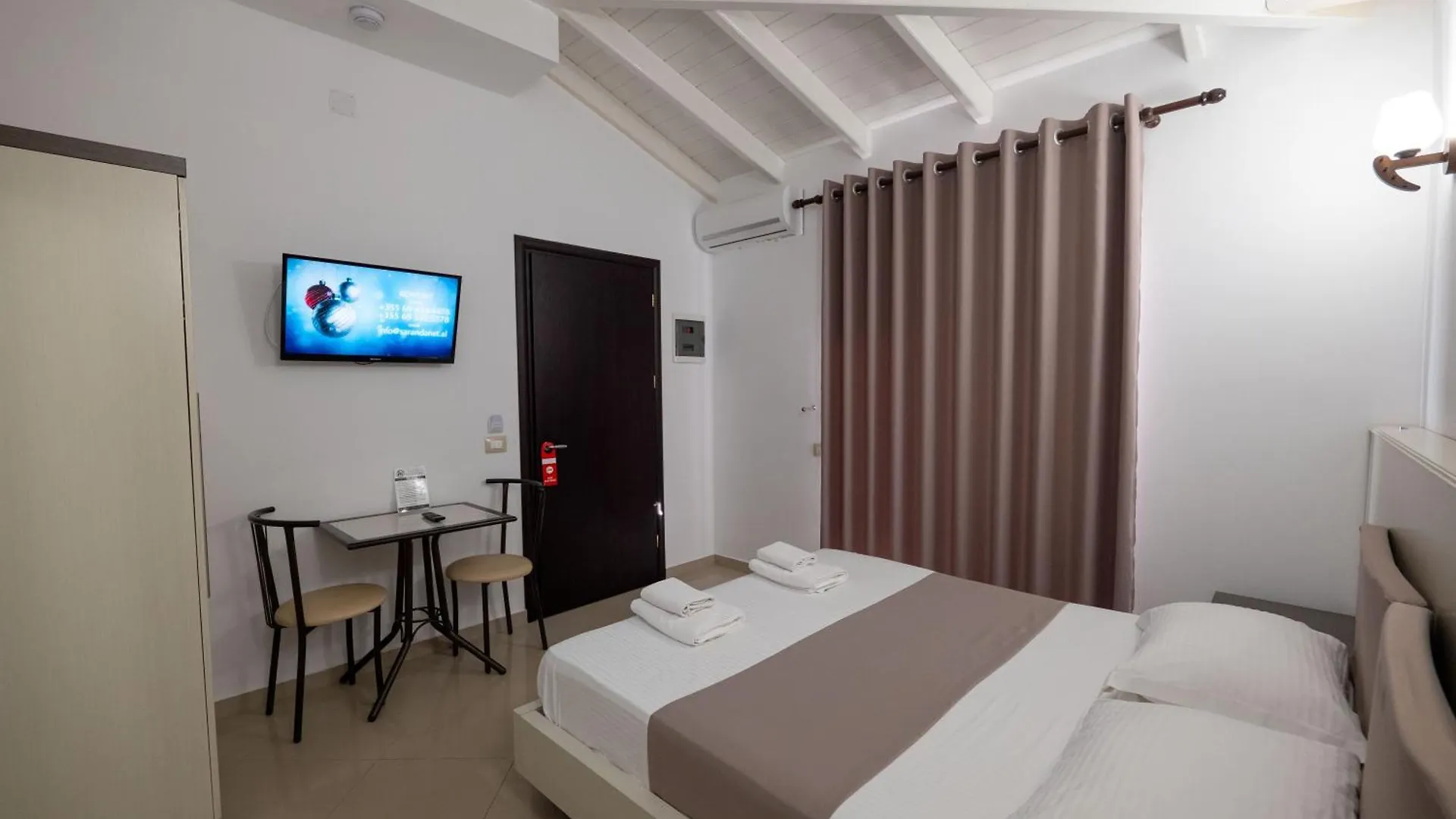Mariksel Hotel Ksamil